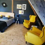 Couette-café La Cour D'hortense 4*