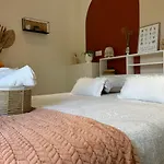 Bed & Breakfast La Cour D'hortense