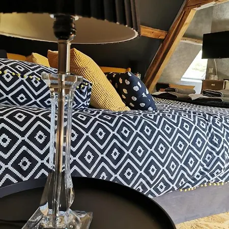 La Cour D'hortense Bed & Breakfast 4*