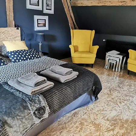 Bed & Breakfast La Cour D'hortense
