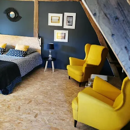Bed & Breakfast La Cour D'hortense 4*