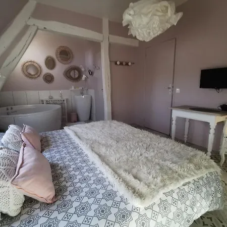 Bed & Breakfast La Cour D'hortense 3*