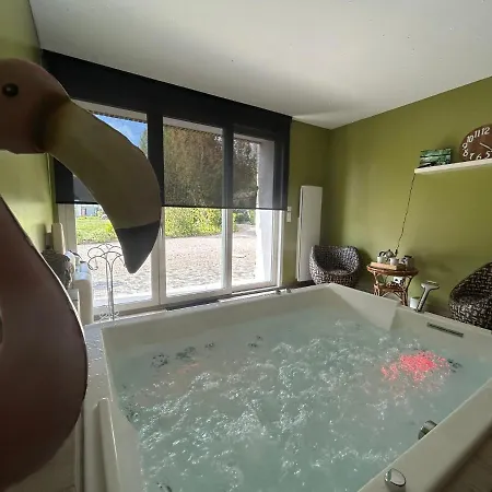 La Cour D'hortense Bed & Breakfast 4*