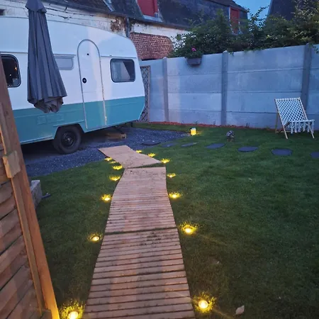 La Cour D'hortense 4*