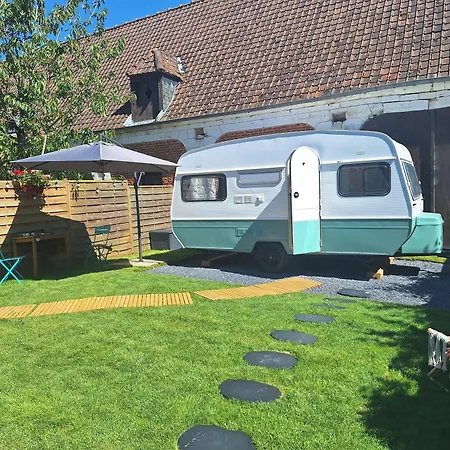 La Cour D'hortense Bed & Breakfast 4*