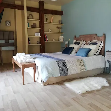 La Cour D'hortense Bed & Breakfast 3*