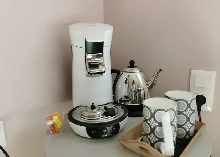 Couette-café La Cour D'hortense